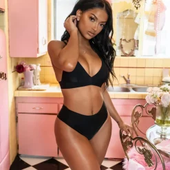 Bikini Bottoms High Waist Cheeky Bikini Bottom – Pitch Black<Kulani Kinis Sale
